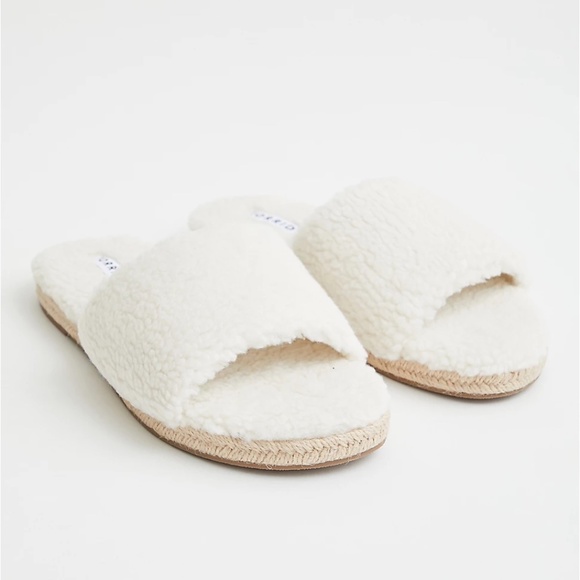 torrid Shoes - Torrid Sandals Slippers 13 Wide Ivory Shearling Slides SlipOn Open Toe Shoes New